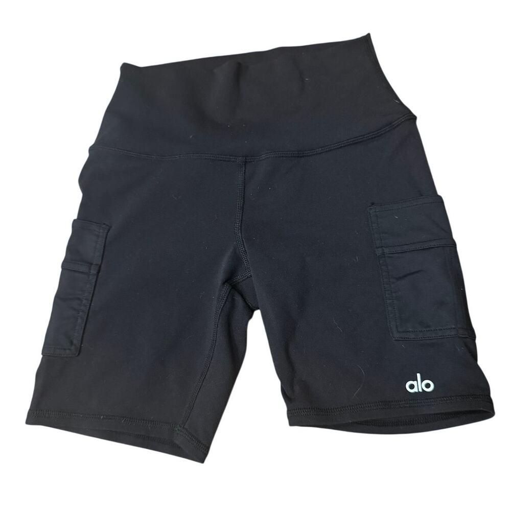 Alo Yoga High-Waist Biker Shorts Black Cargo Pocket Athletic 6.75” Inseam XS - Picture 2 of 4